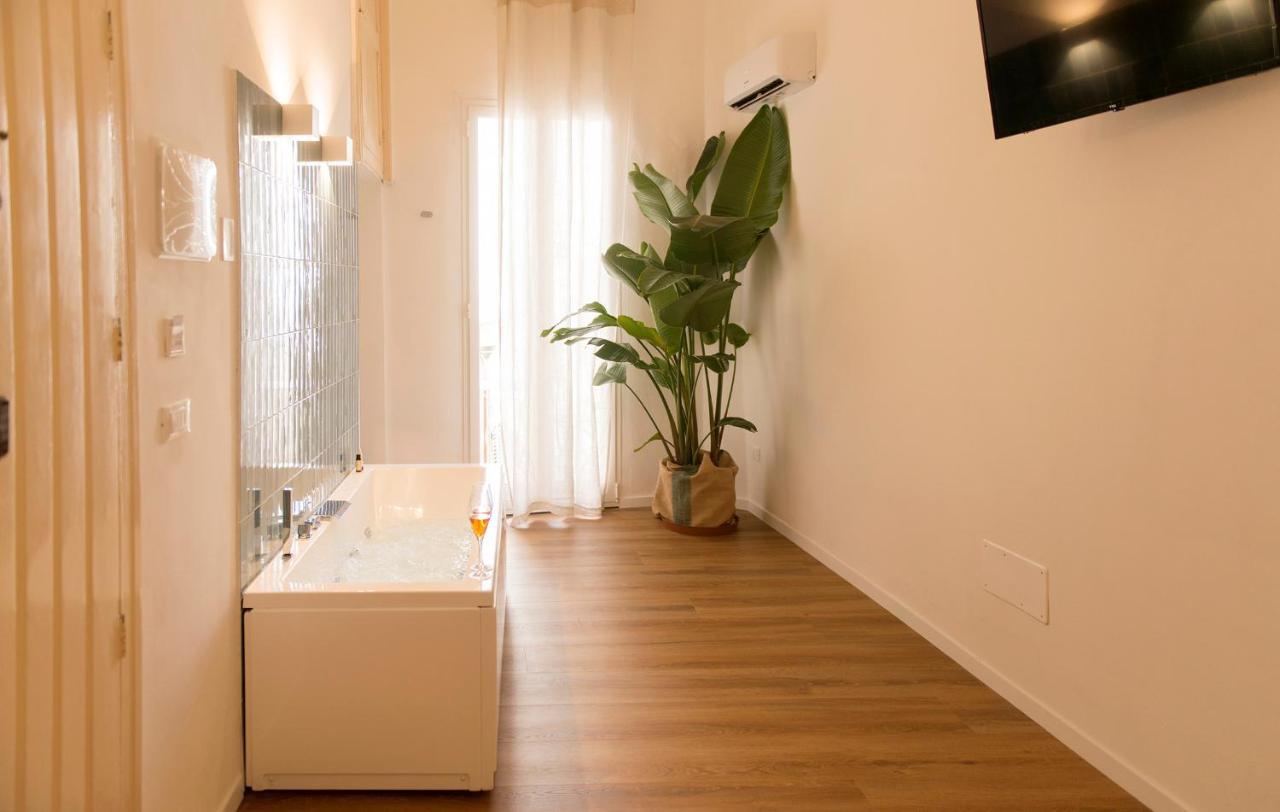 Almami Loft & Rooms Monopoli Luaran gambar