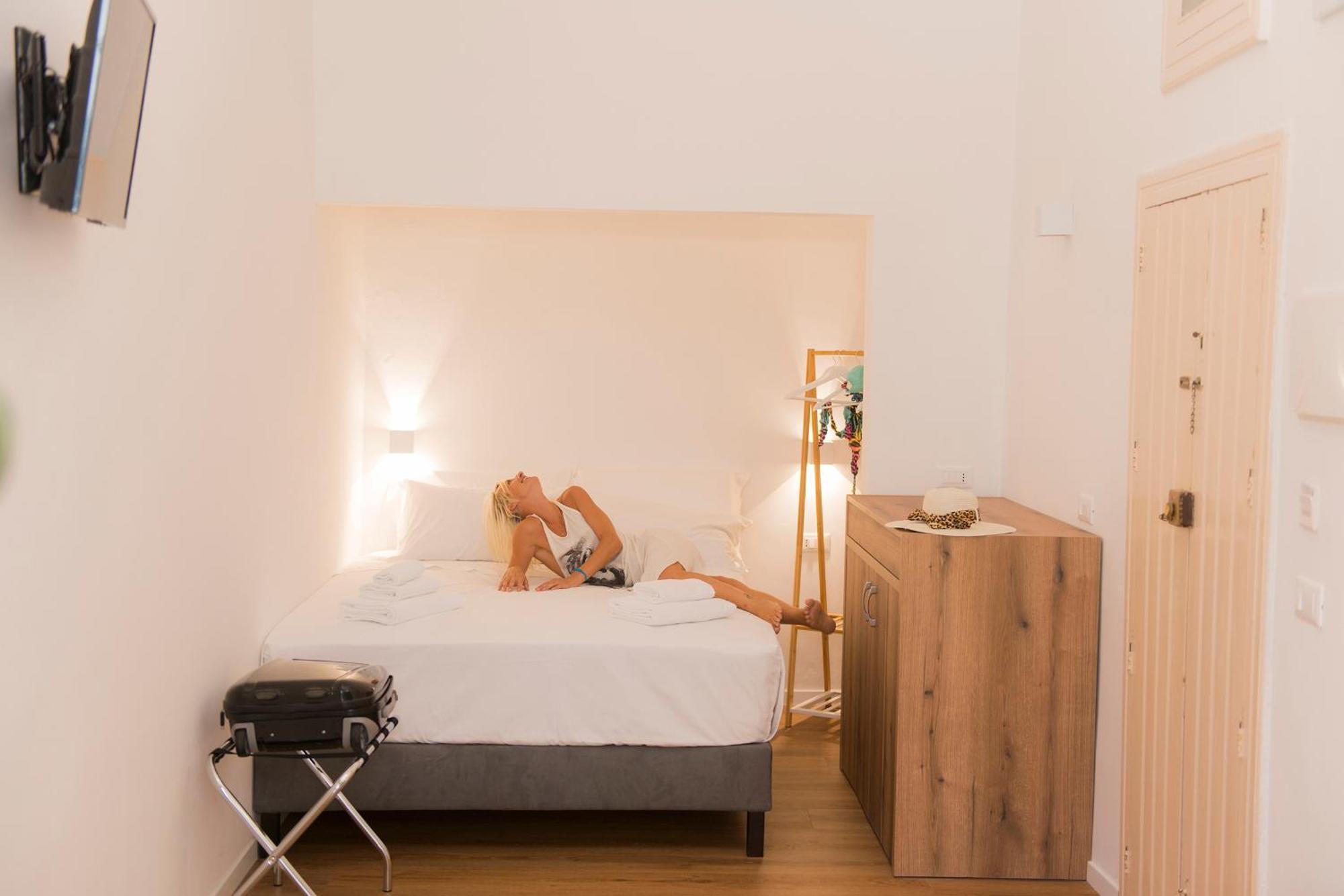 Almami Loft & Rooms Monopoli Luaran gambar